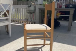 כיסא עץ וינטג׳